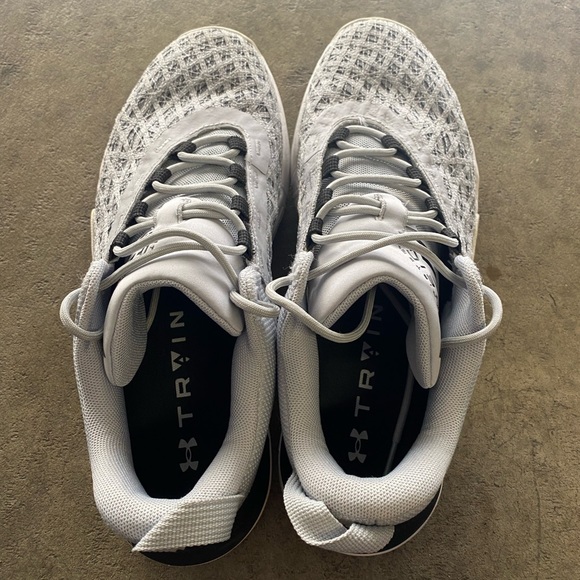 UNDER ARMOUR TRIBASE REIGN 5 - Picture 4 of 7